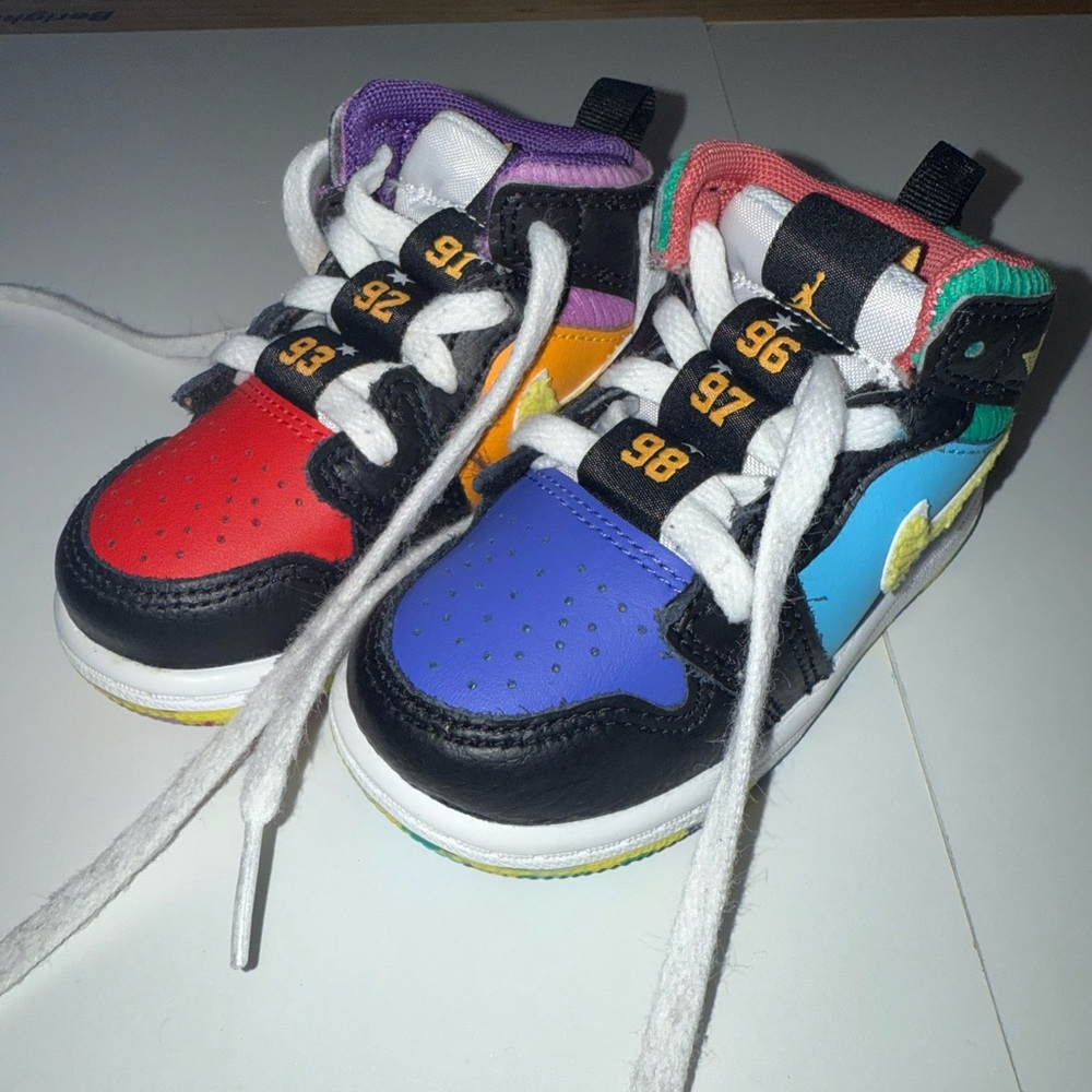 Jordan 1 Mid SS TD size 6c